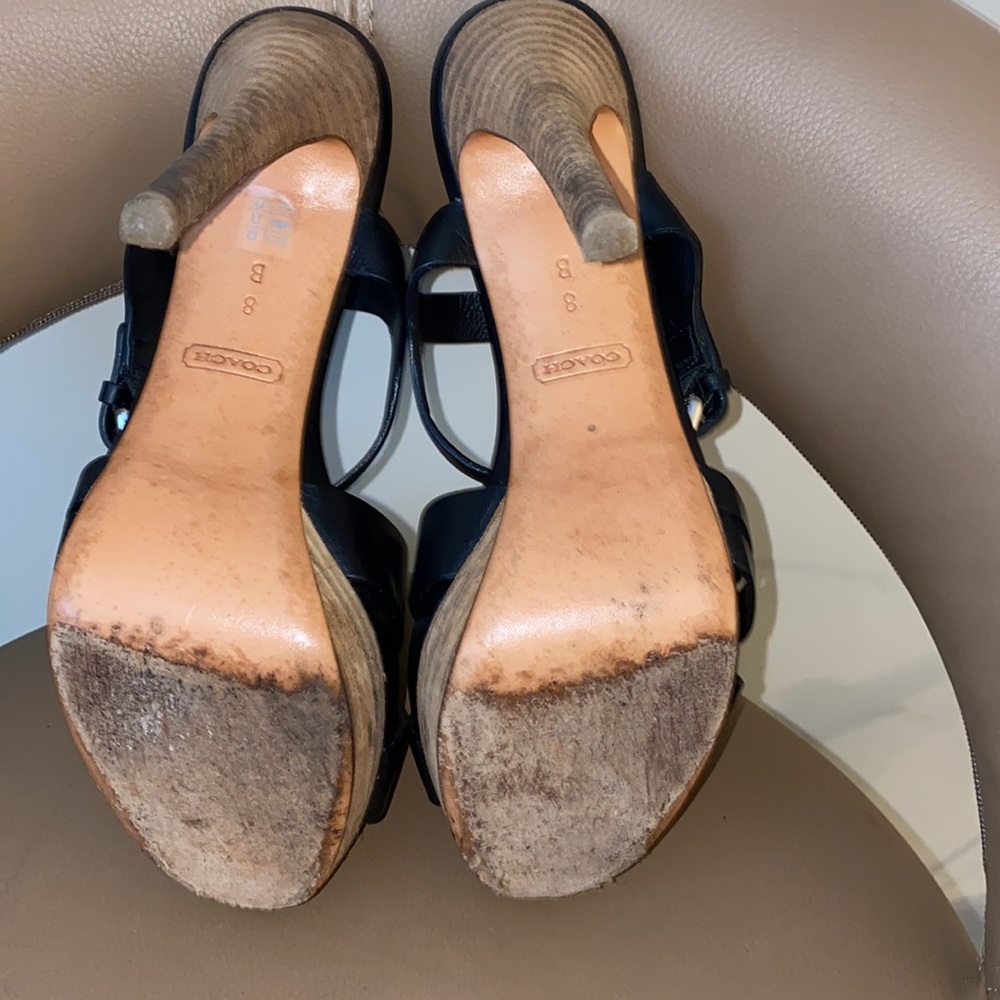 Black leather coach heels size 8 - Picture 3 of 8